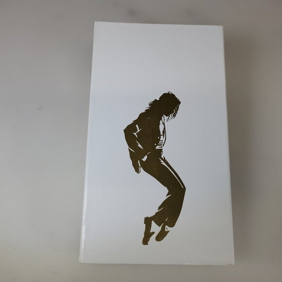Michael Jackson Box Set – CDs, DVD & Booklet (Collector’s Edition) - Picture 7 of 7